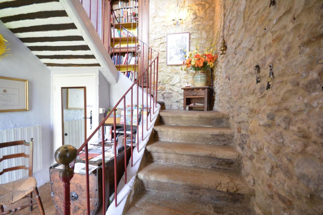Bastide Des Princes B&B Caderousse Exteriör bild