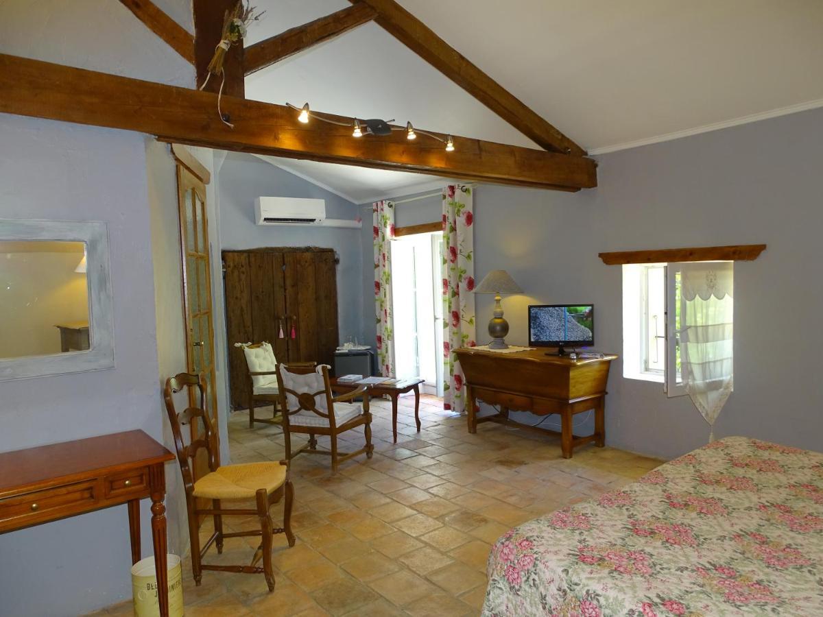 Bastide Des Princes B&B Caderousse Exteriör bild