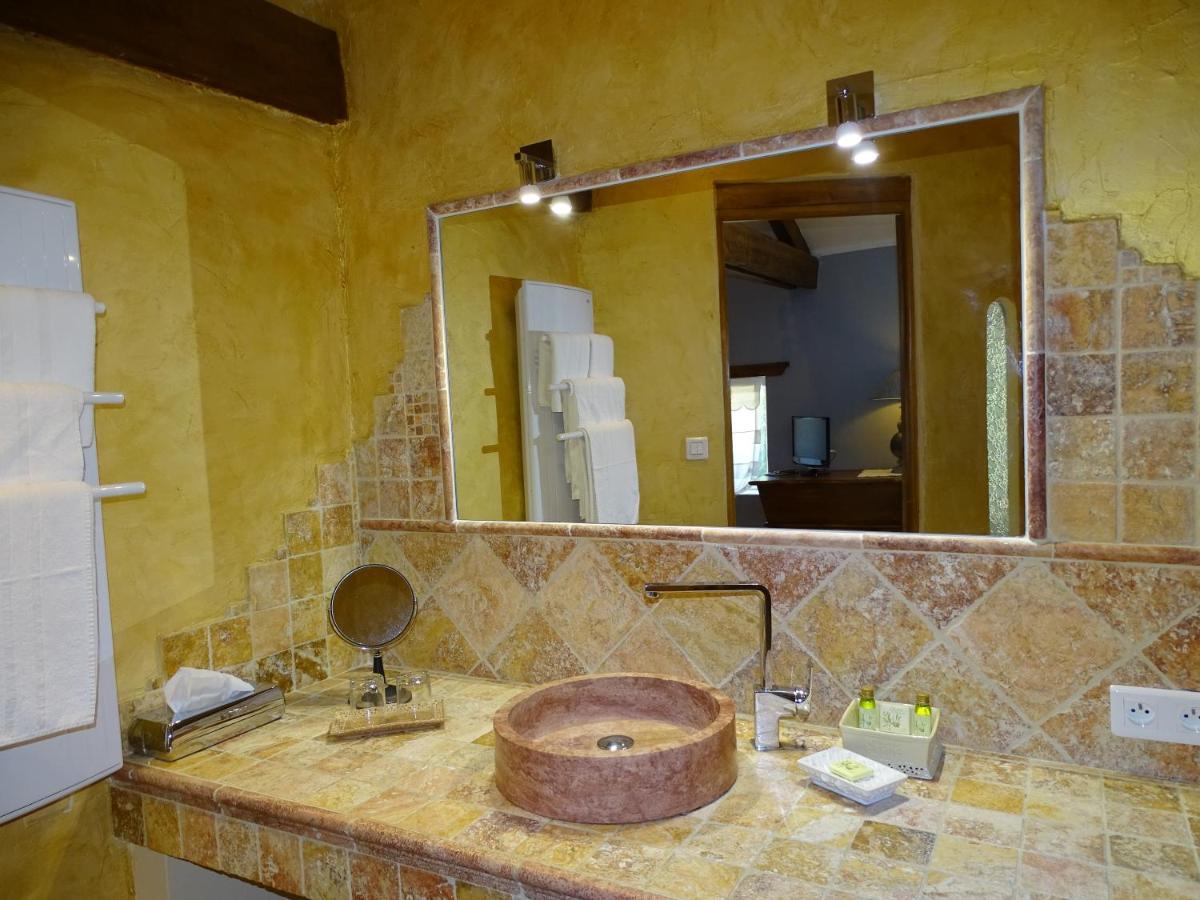 Bastide Des Princes B&B Caderousse Exteriör bild