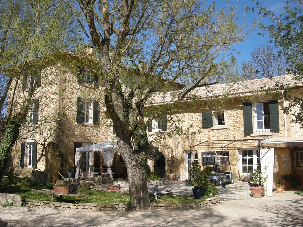 Bastide Des Princes B&B Caderousse Exteriör bild